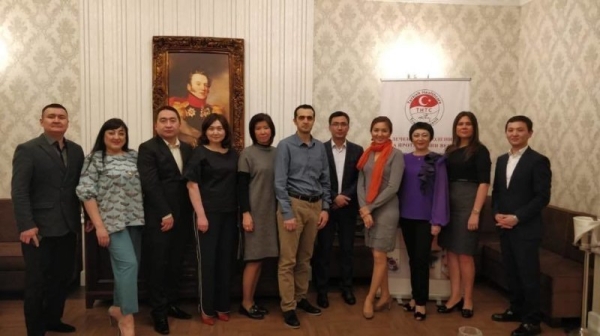 Kazakistan’ın başkenti Astana’da ücretsiz muayene, Ameliyat ve Master Class seminerlerini tamaladık.